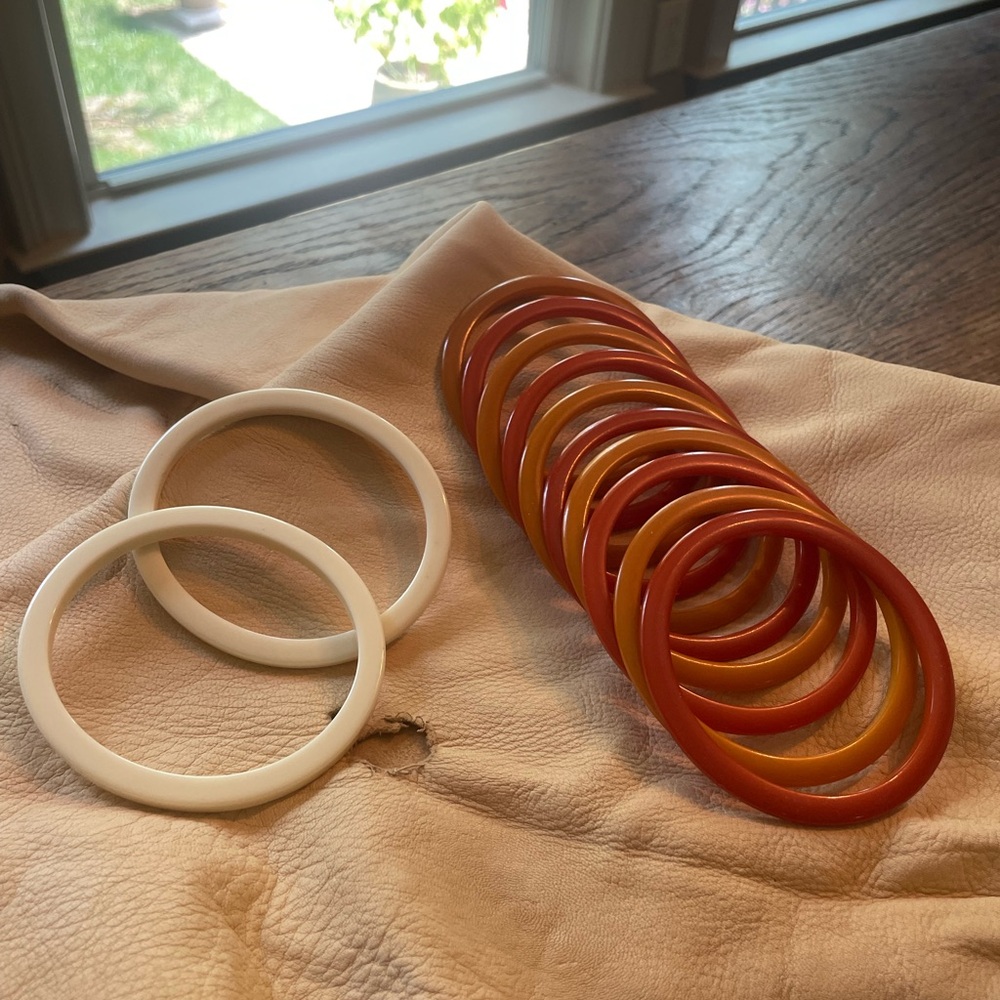 MCM Multi-Color Bakelite Bangle Set - Picture 3 of 7